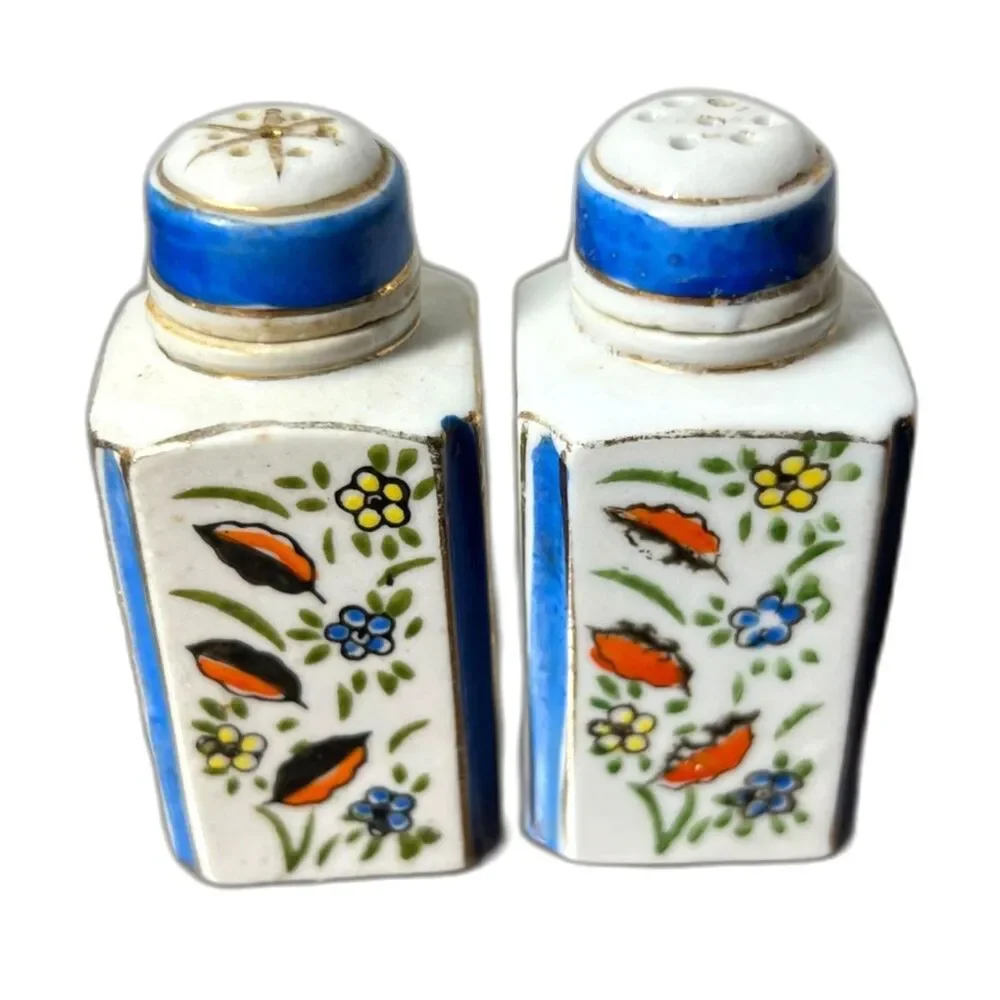 Vintage Hand-Painted Japan Salt & Pepper Shakers Floral Ceramic Blue Trim 1950s
